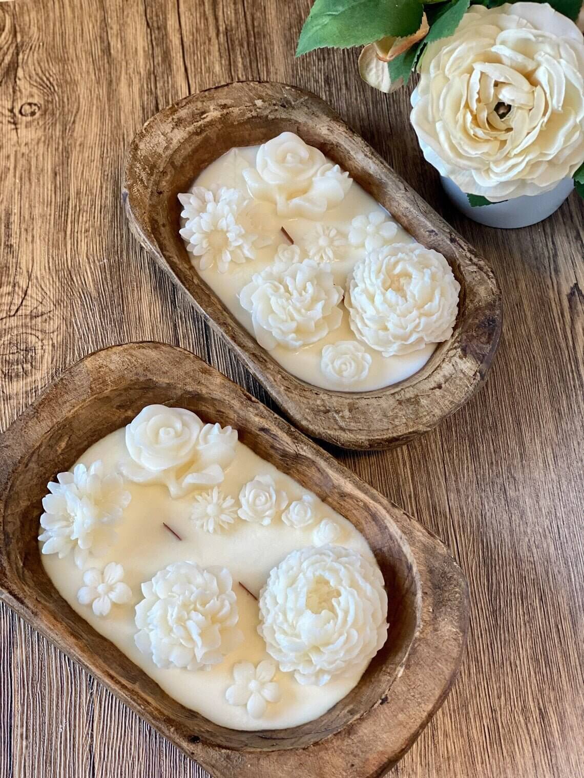 Handcrafted Botanical Garden Dough Bowl Candle – Luxury Soy Wax Home Décor