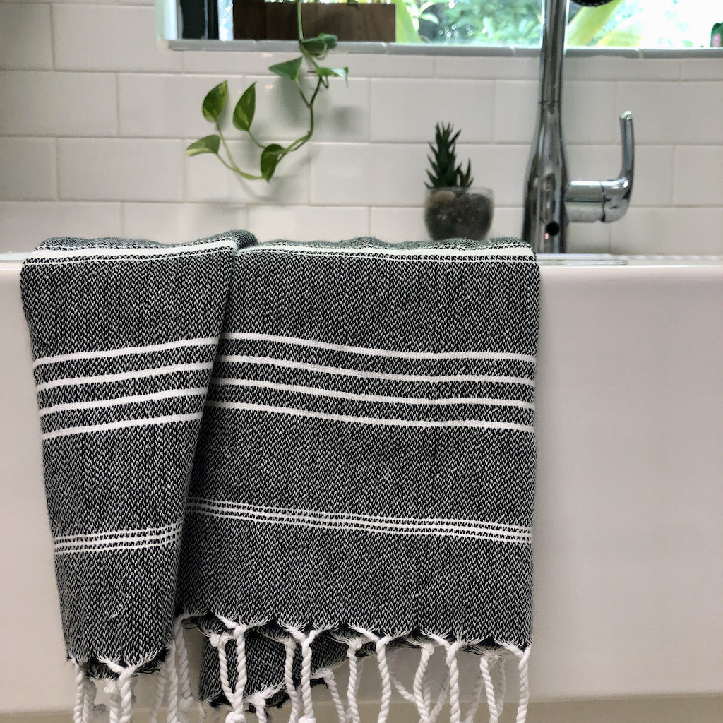 Luxury Turkish Cotton Hand Towel – Ultra Soft & Quick-Drying Bath Towel